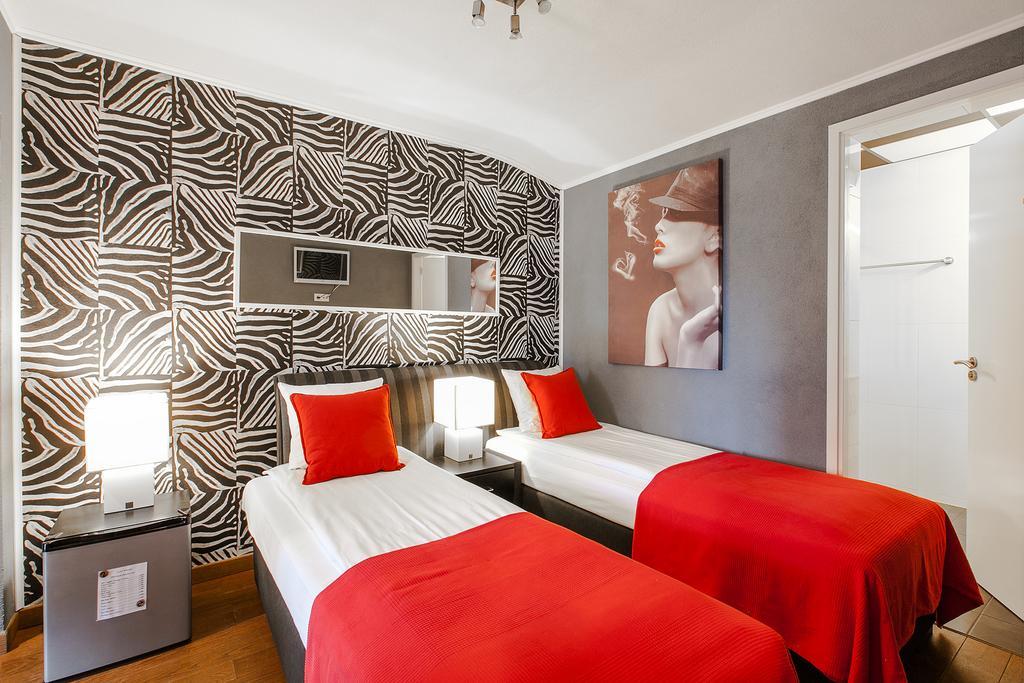 Alex Rooms Zwanenburg Extérieur photo